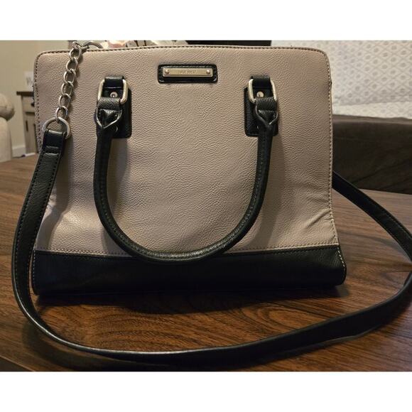 Nine West Shoulder Bag - Picture 1 of 4